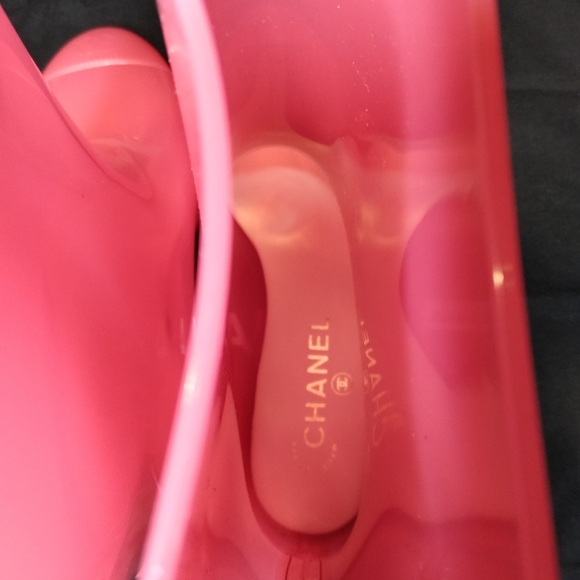 SOLD!!!!!!!Chanel Rain pink Boots - Picture 9 of 11